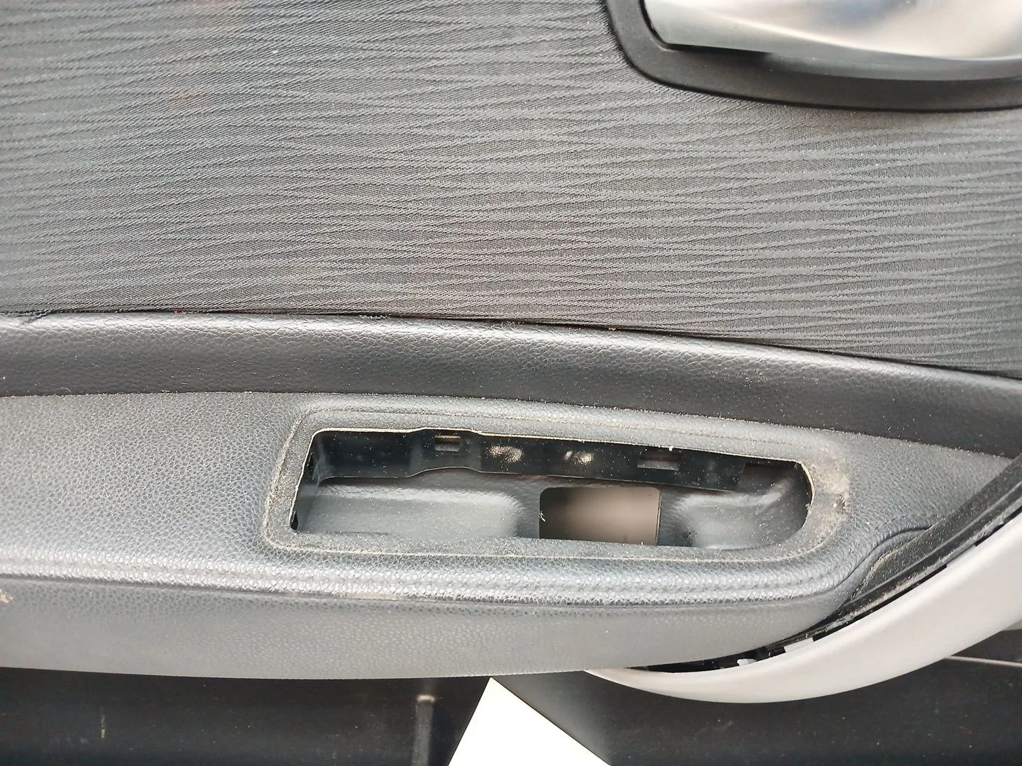 Guarnecido Puerta Delantera Izquierda para Bmw 1 (E81)