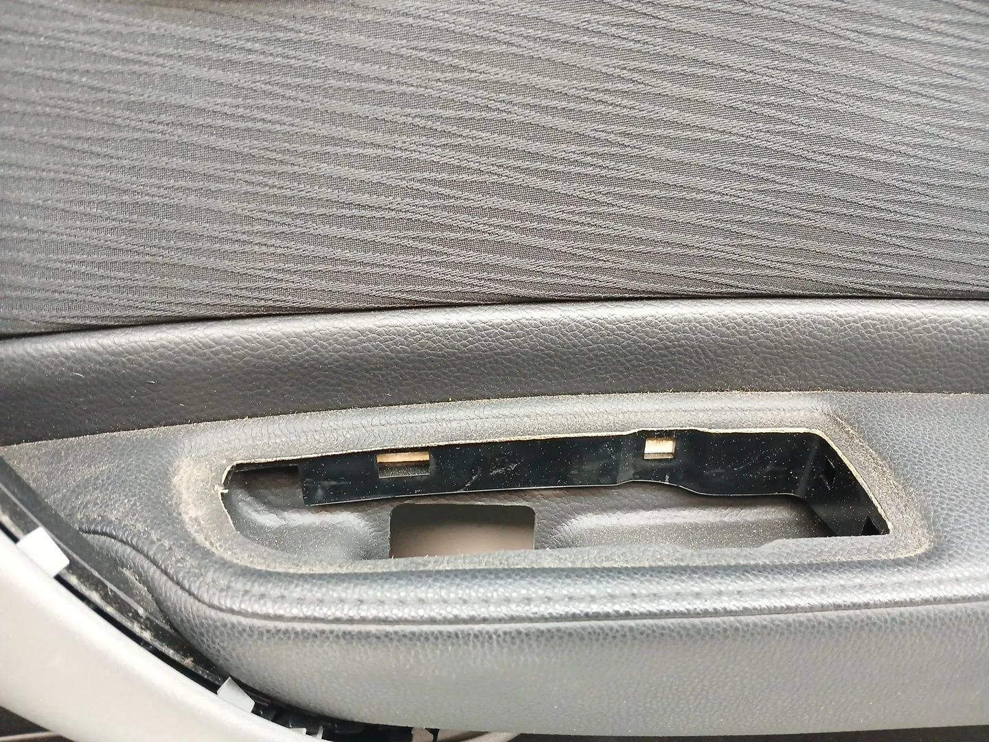 Guarnecido Puerta Delantera Derecha para Bmw 1 (E81)