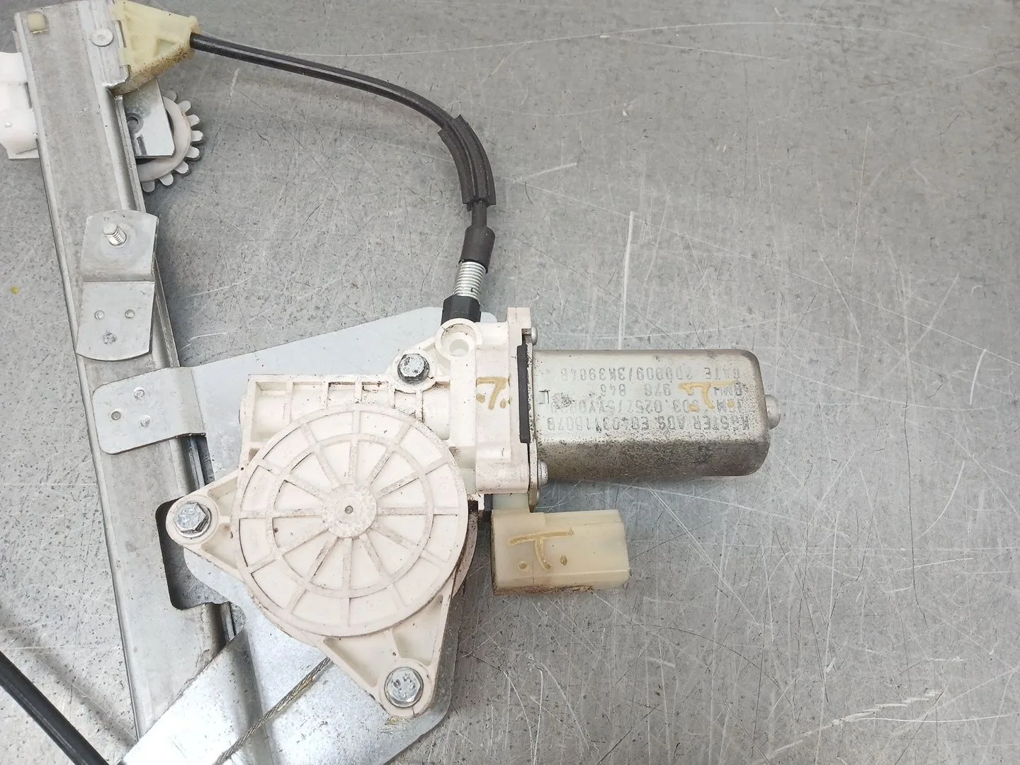 Elevalunas Delantero Derecho para Bmw 1 (E81)