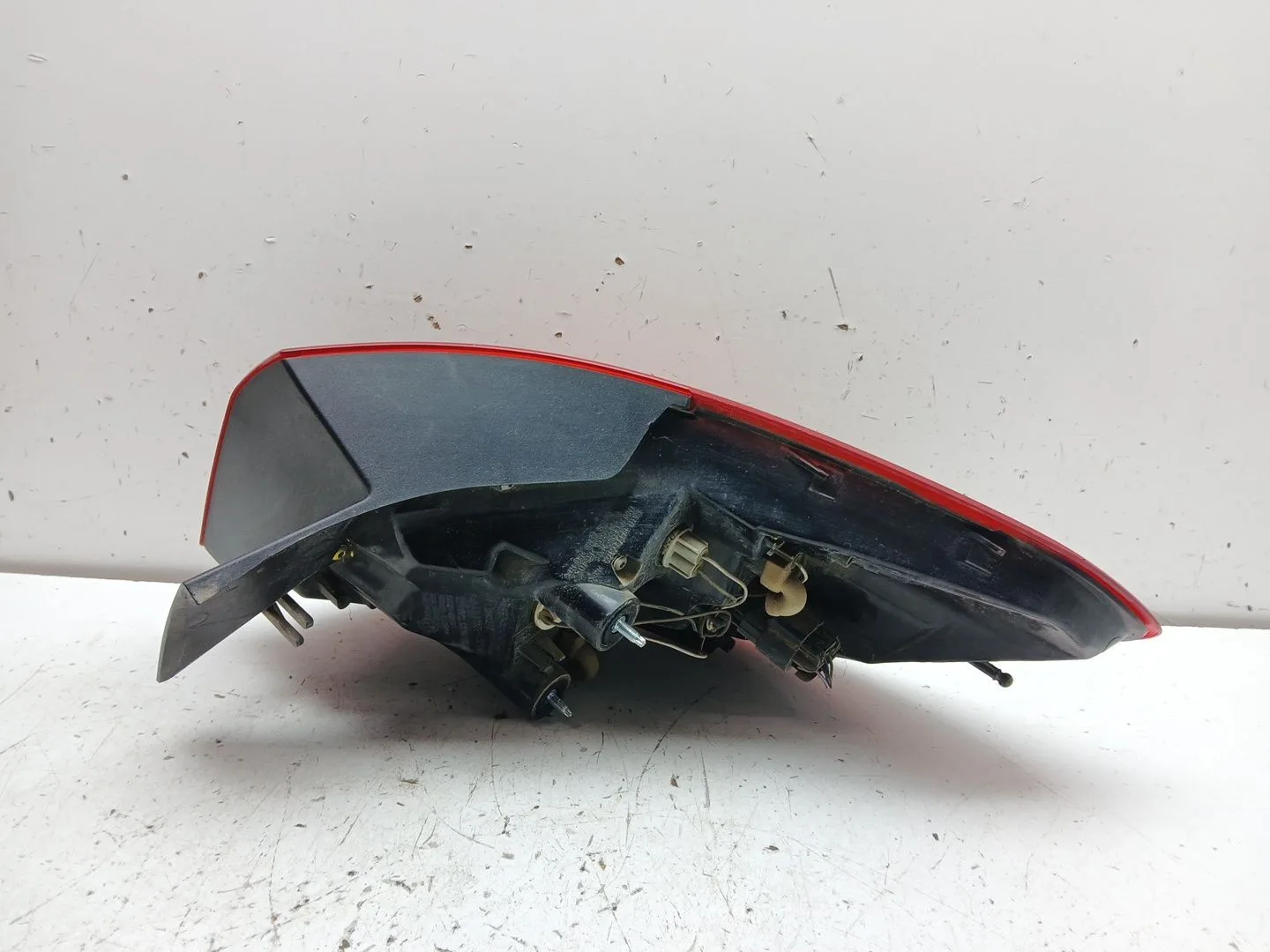 Piloto Trasero Izquierdo para Opel Astra J Sports Tourer (P10)