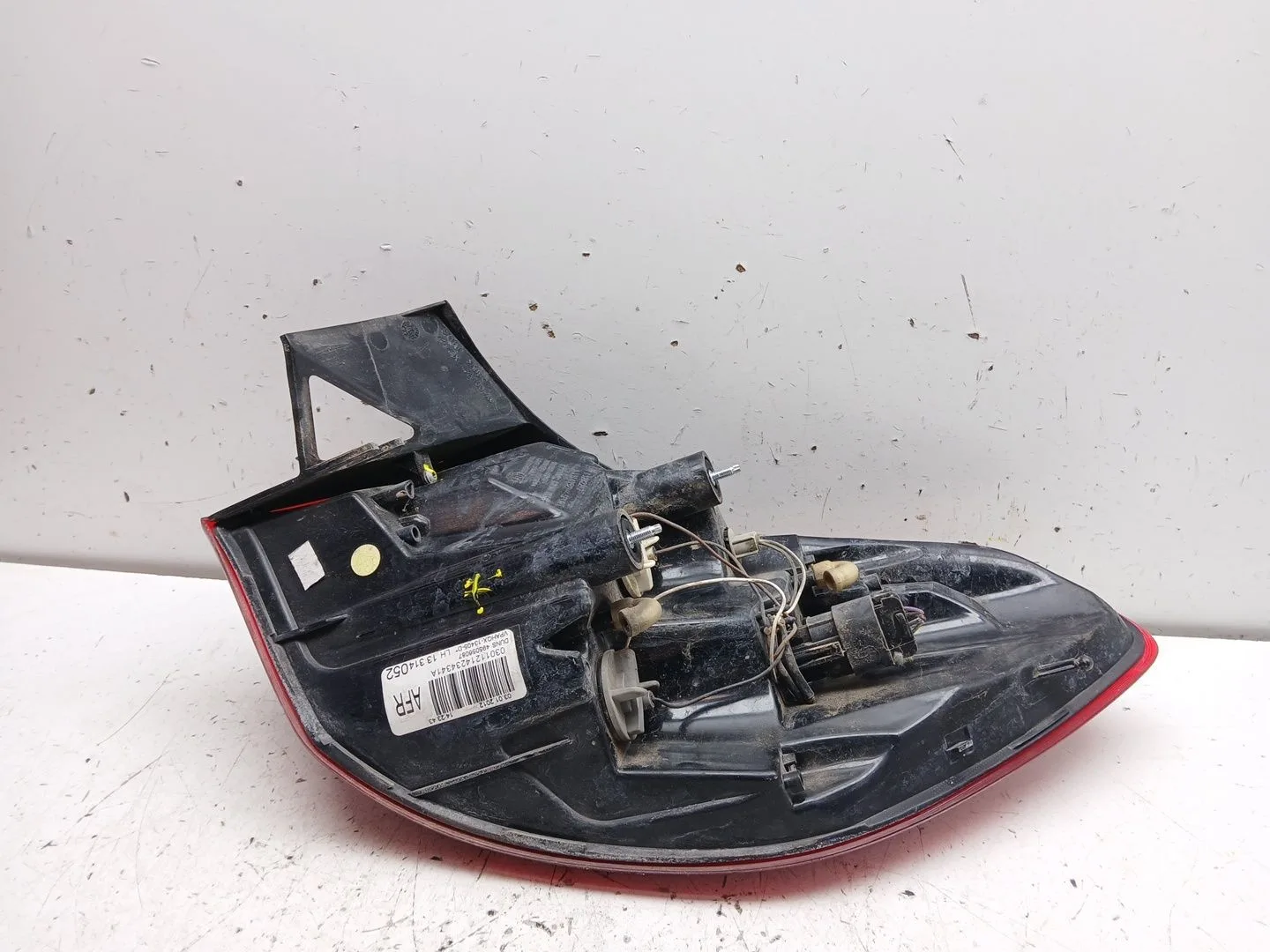 Piloto Trasero Izquierdo para Opel Astra J Sports Tourer (P10)