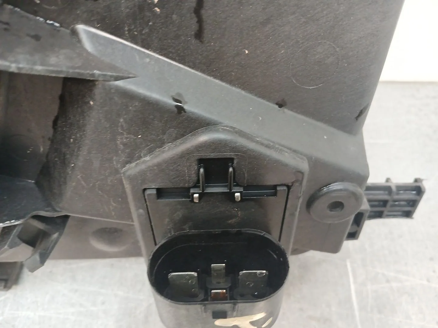 Electroventilador para Opel Astra J Sports Tourer (P10)