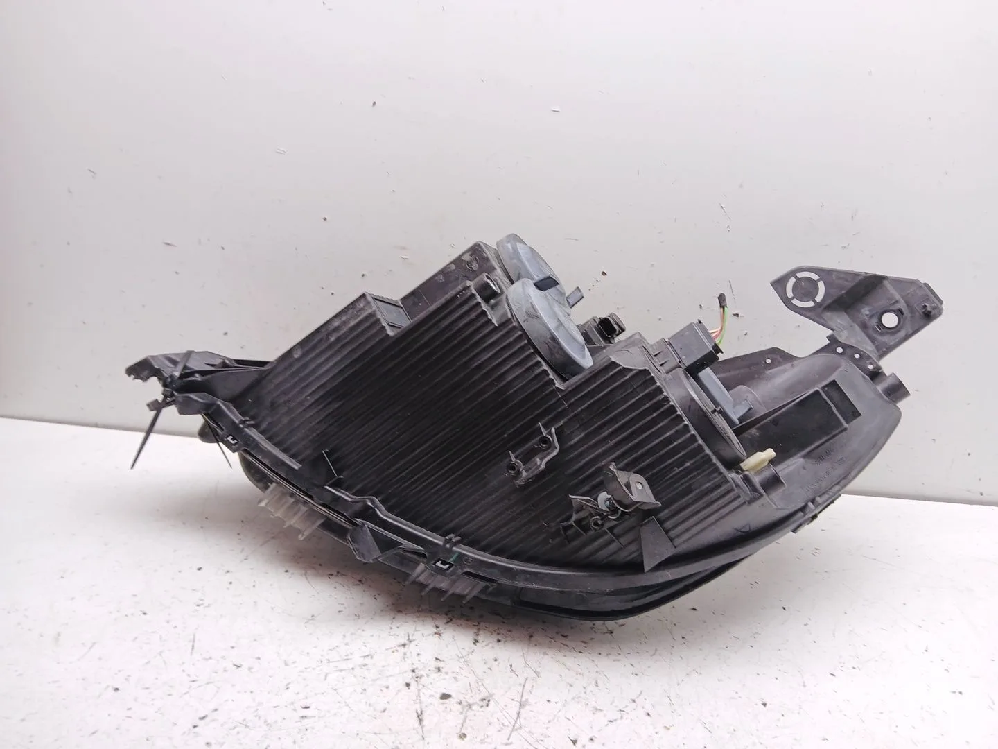 Faro Derecho para Peugeot 208 Ii (Ub_, Up_, Uw_, Uj_)