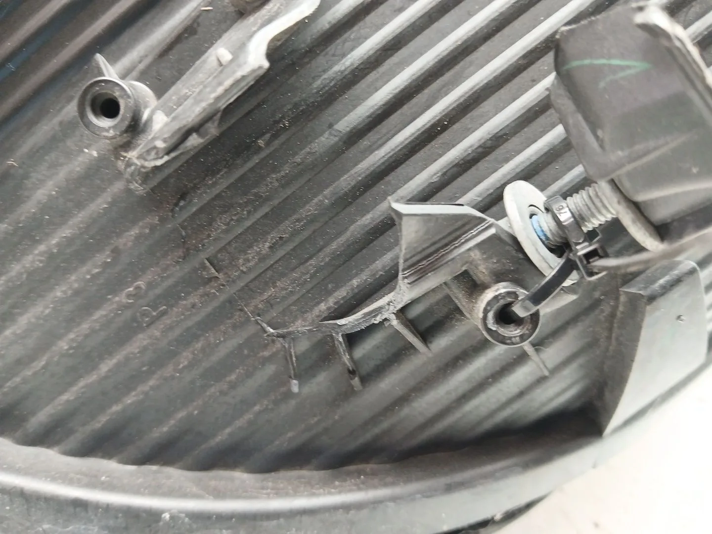 Faro Derecho para Peugeot 208 Ii (Ub_, Up_, Uw_, Uj_)