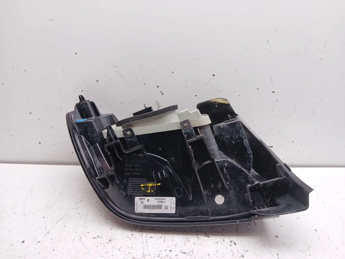 Piloto Trasero Derecho para Peugeot 208 Ii (Ub_, Up_, Uw_, Uj_)