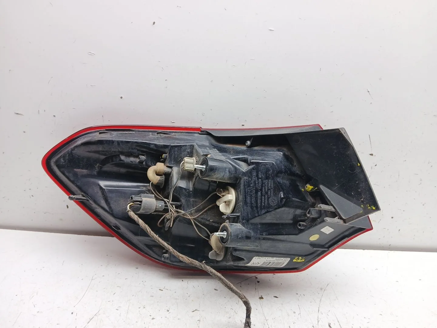 Piloto Trasero Derecho para Opel Astra J Sports Tourer (P10)
