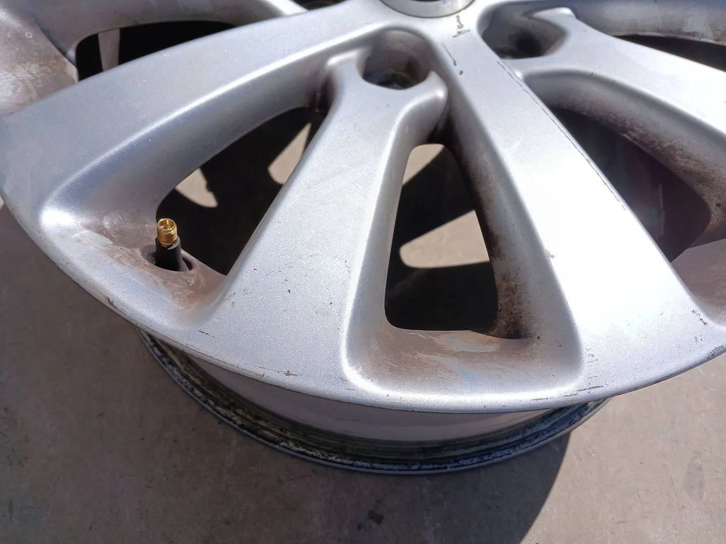 Llanta Delantera Derecha para Opel Astra J Sports Tourer (P10)