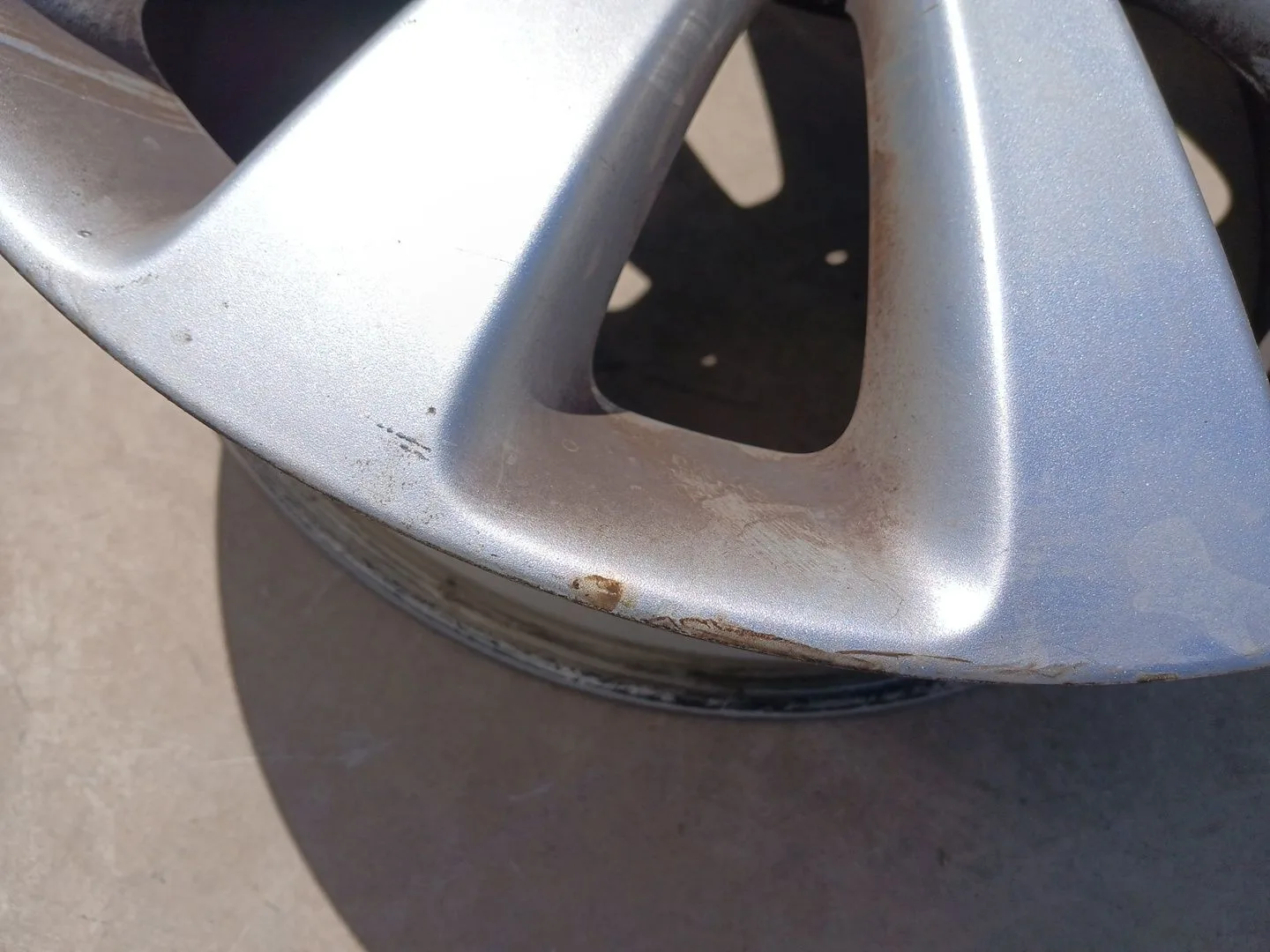 Llanta Delantera Derecha para Opel Astra J Sports Tourer (P10)