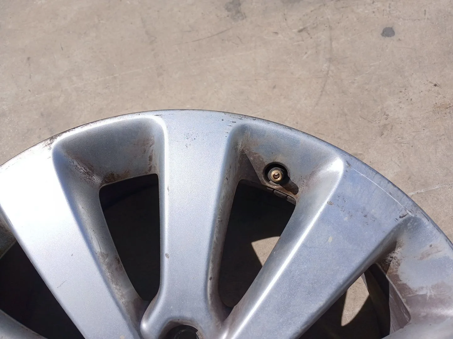 Llanta Trasera Derecha para Opel Astra J Sports Tourer (P10)