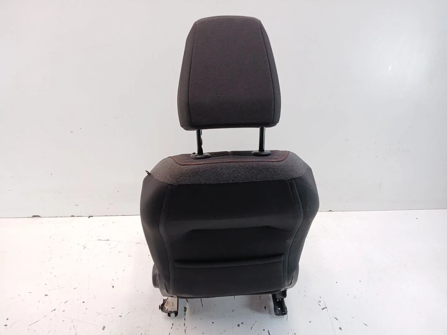 Asiento Delantero Izquierdo para Peugeot 208 Ii (Ub_, Up_, Uw_, Uj_)