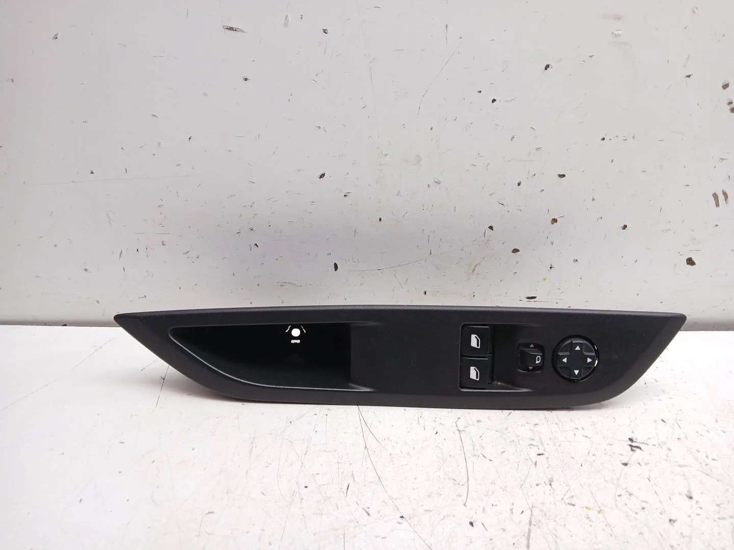 Mando Elevalunas Delantero Izquierdo para Peugeot 208 Ii (Ub_, Up_, Uw_, Uj_)