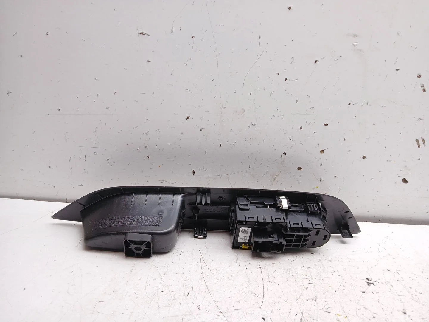 Mando Elevalunas Delantero Izquierdo para Peugeot 208 Ii (Ub_, Up_, Uw_, Uj_)