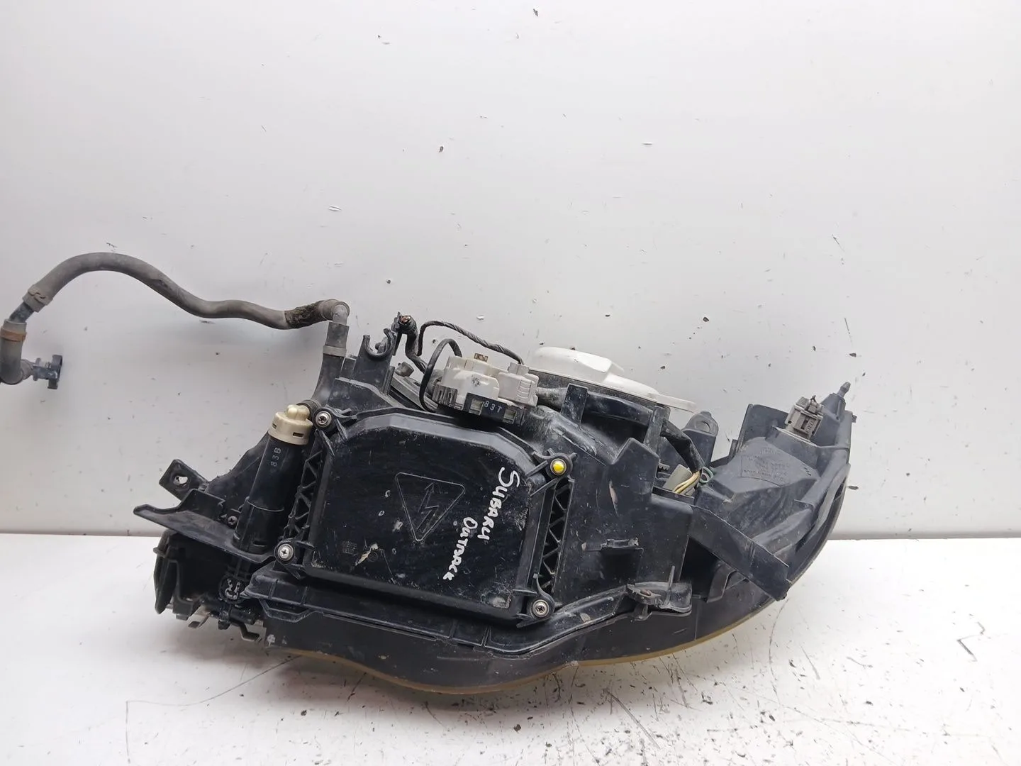 Faro Derecho para Subaru Outback (Bp)