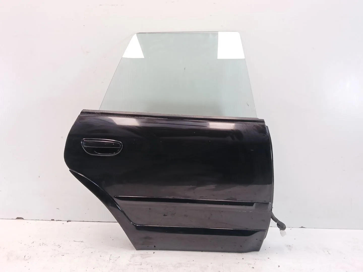 Puerta Trasera Derecha para Subaru Outback (Bp)