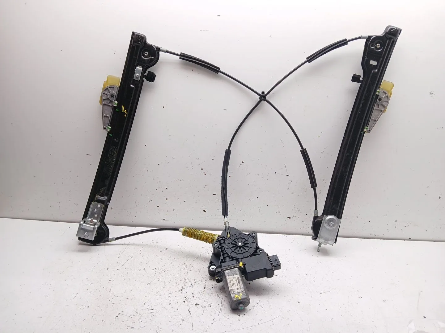 Elevalunas Delantero Derecho para Alfa Romeo Mito (955_)