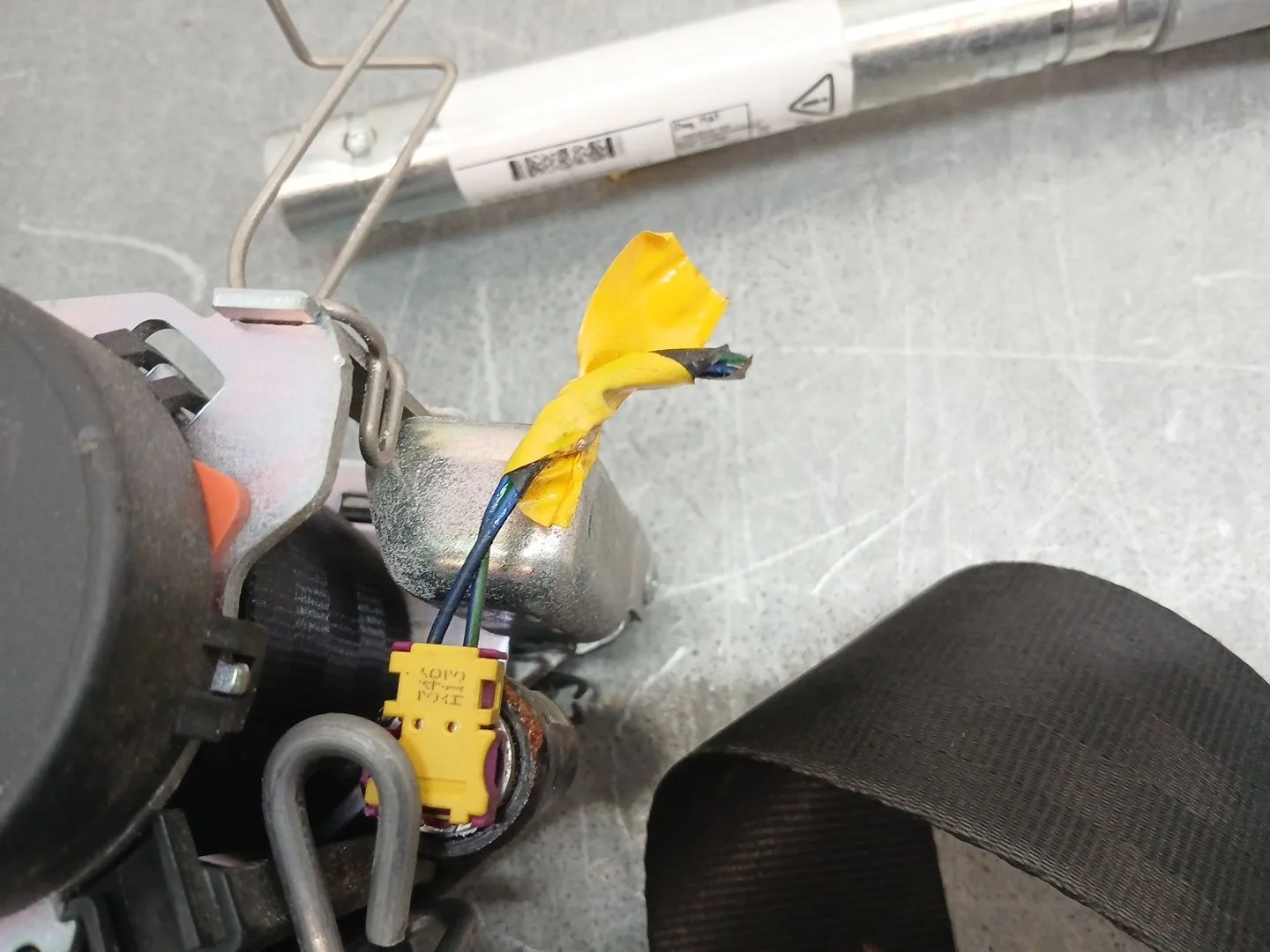 Cinturon Seguridad Delantero Izquierdo para Alfa Romeo Mito (955_)