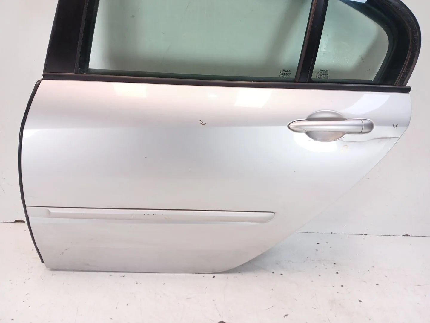 Puerta Trasera Izquierda para Renault Laguna Iii (Bt0/1)