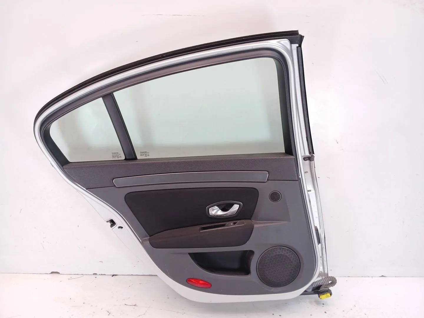 Puerta Trasera Izquierda para Renault Laguna Iii (Bt0/1)