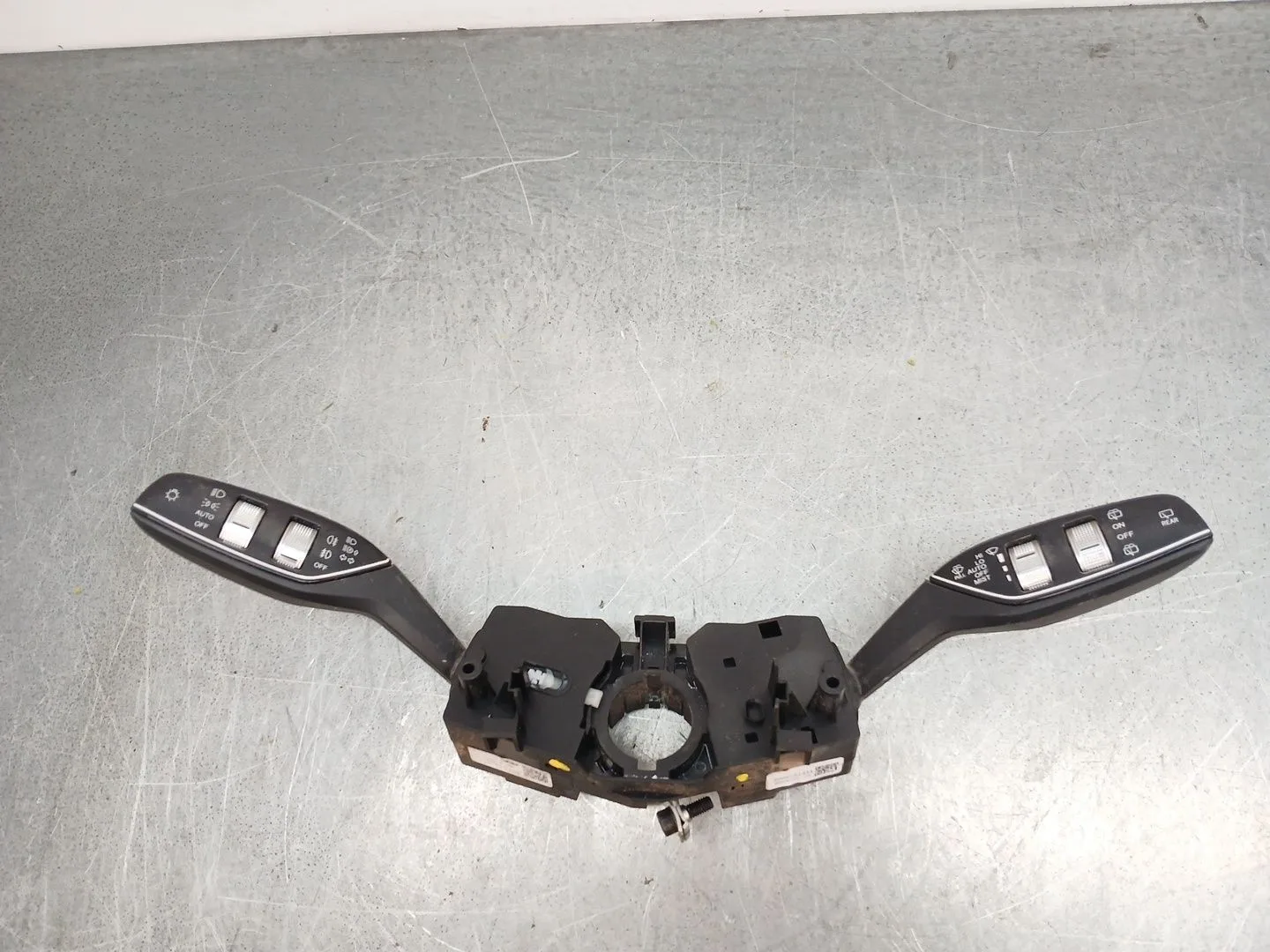 Mando Multifuncion para Omoda 5