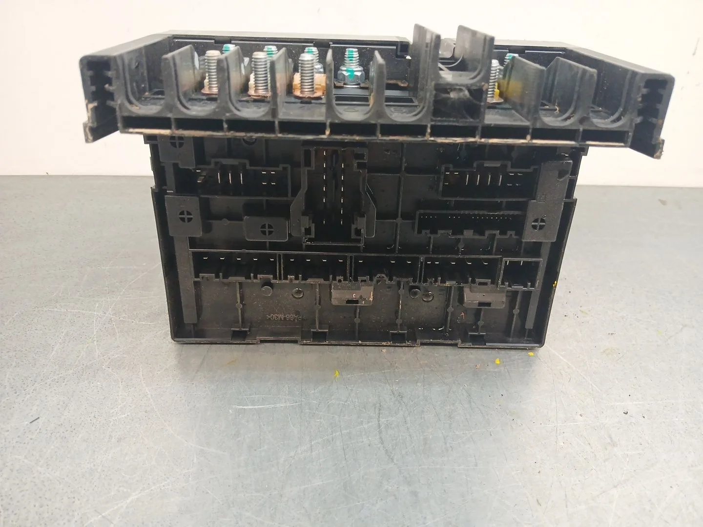 Caja Reles / Fusibles para Omoda 5