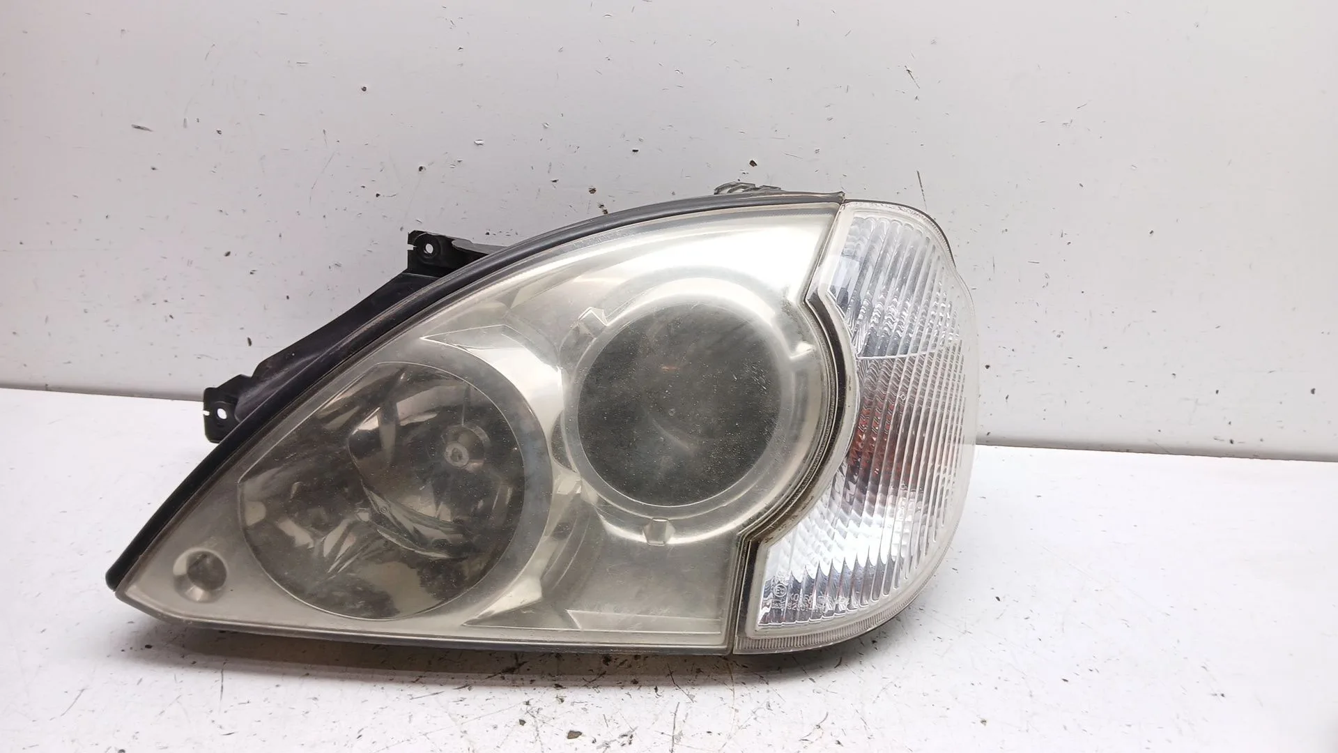 Faro Izquierdo para Hyundai Terracan (Hp)