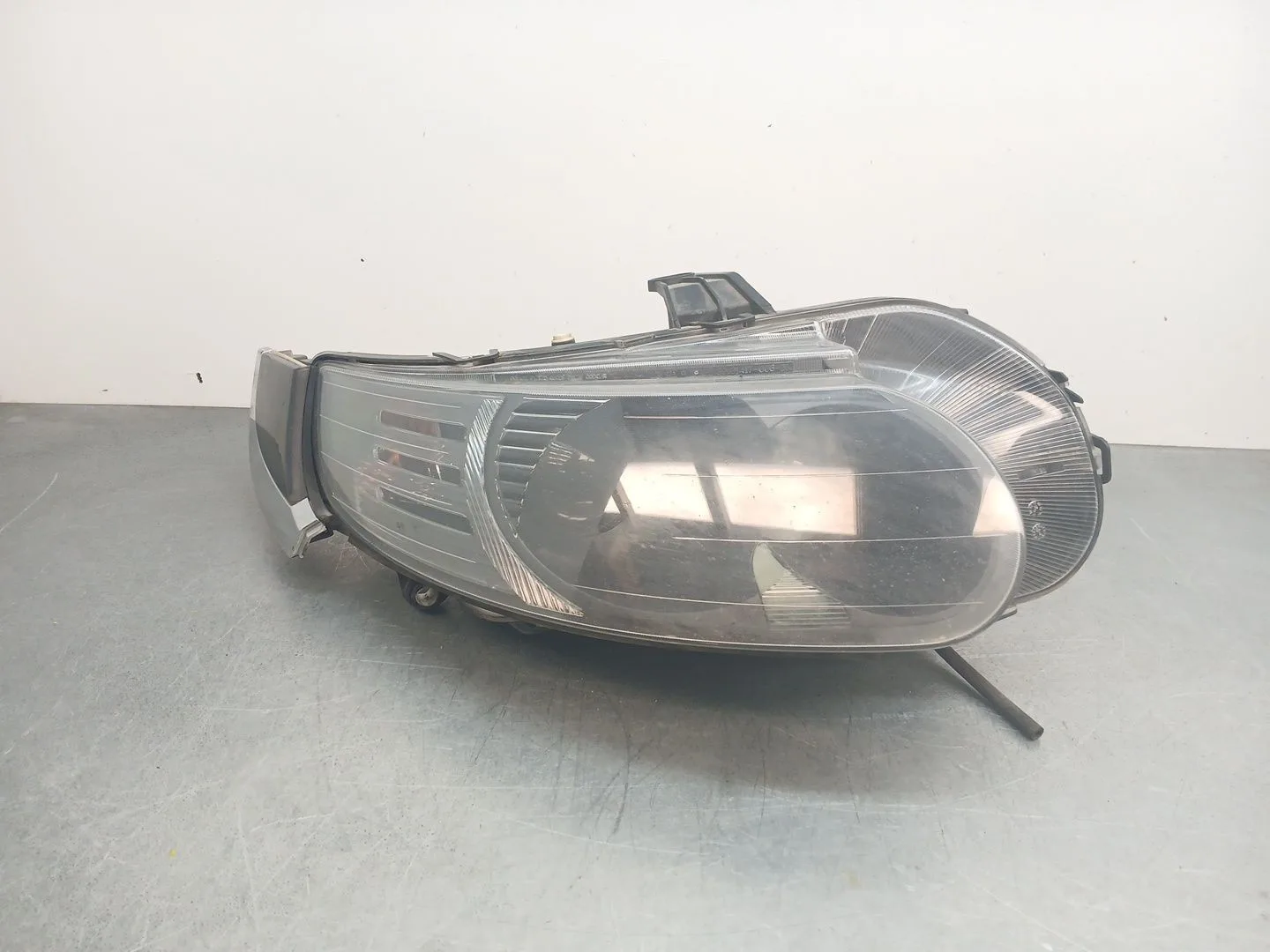 Faro Derecho para Saab 9-5 Station Wagon (Ys3E)