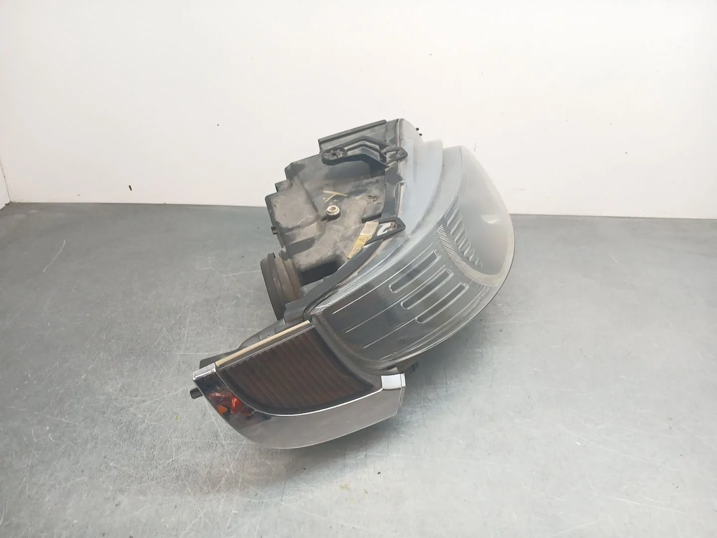Faro Derecho para Saab 9-5 Station Wagon (Ys3E)