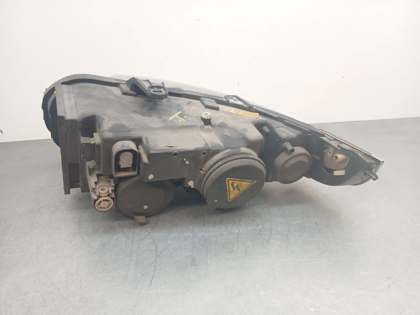 Faro Derecho para Saab 9-5 Station Wagon (Ys3E)