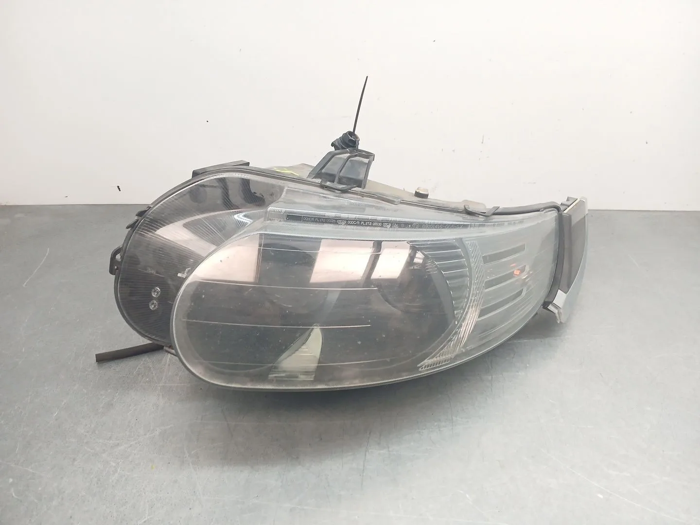 Faro Izquierdo para Saab 9-5 Station Wagon (Ys3E)