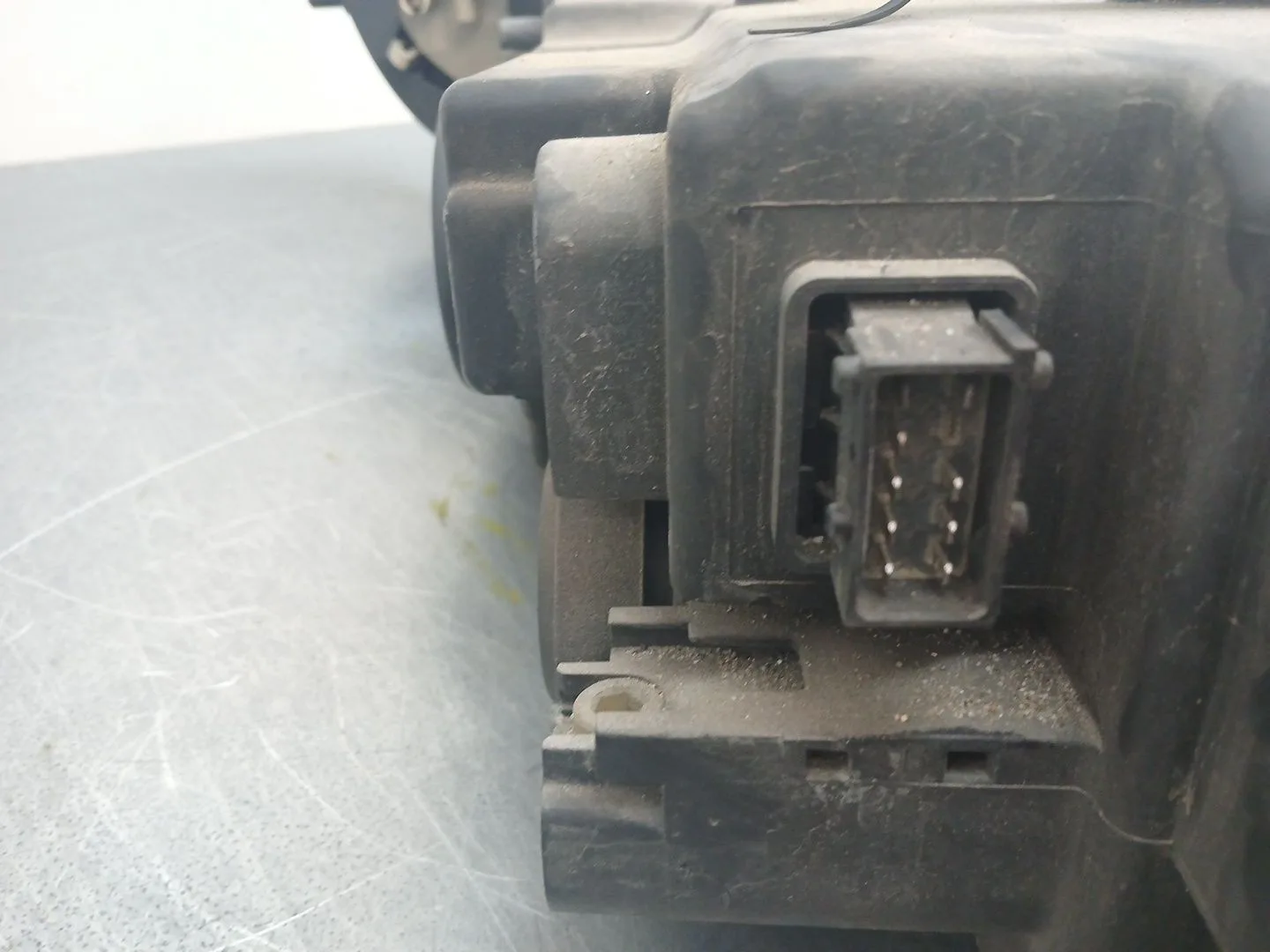 Faro Izquierdo para Saab 9-5 Station Wagon (Ys3E)