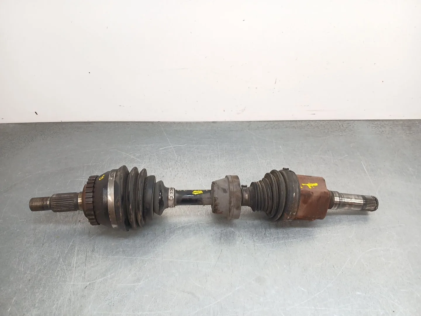 Transmision Delantera Izquierda para Saab 9-5 Station Wagon (Ys3E)