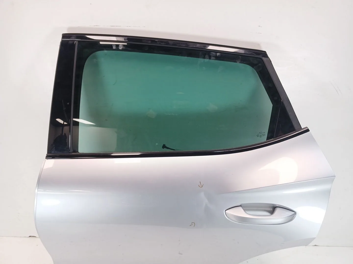 Puerta Trasera Izquierda para Cupra Formentor (Km7, Kmp)