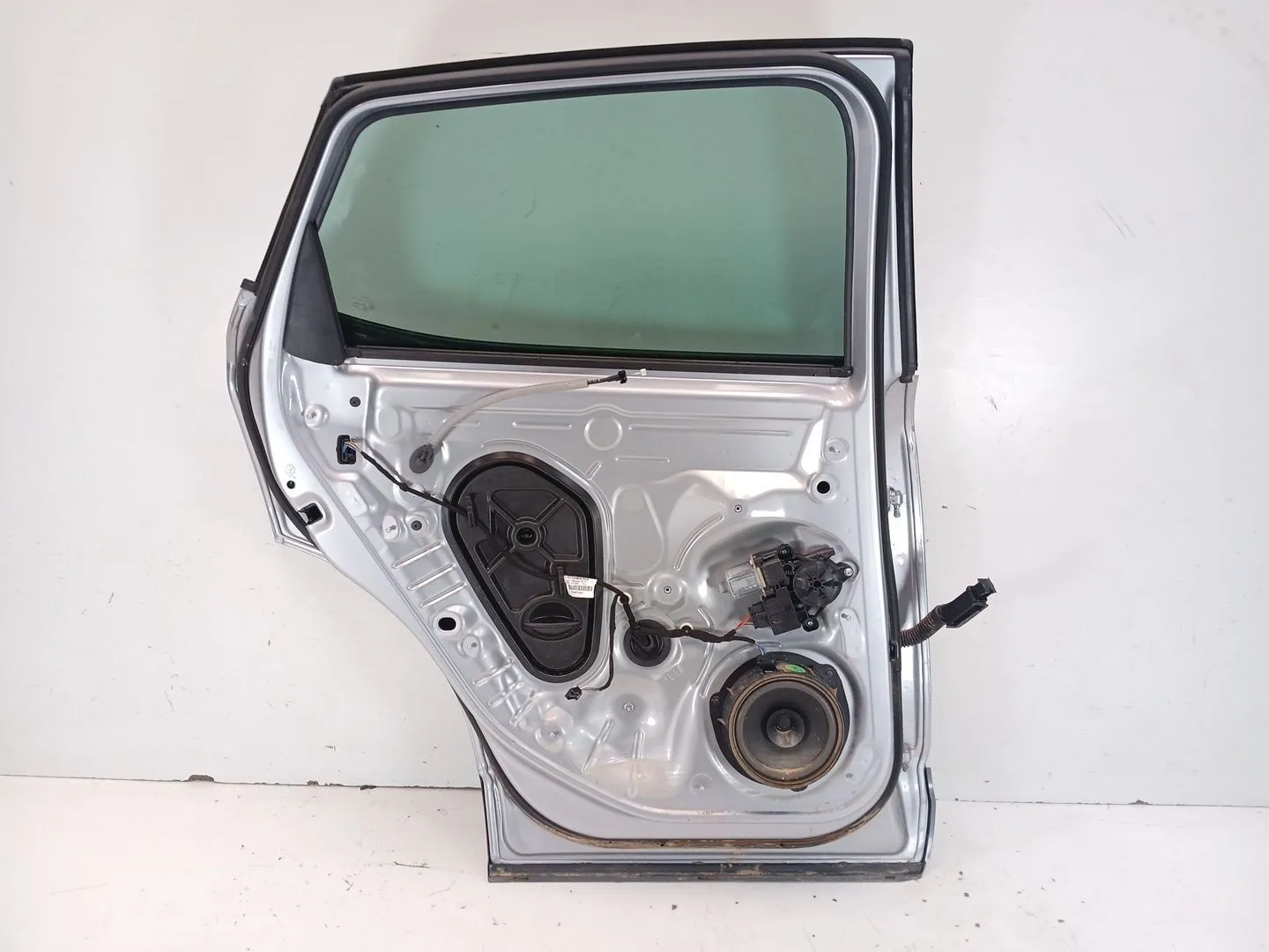Puerta Trasera Izquierda para Cupra Formentor (Km7, Kmp)