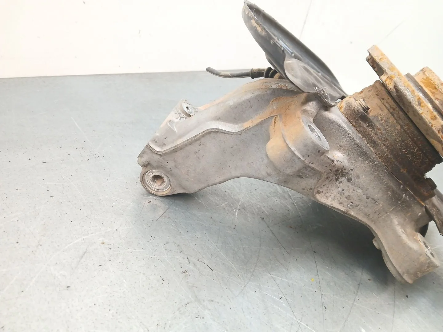 Mangueta Delantera Izquierda para Cupra Formentor (Km7, Kmp)