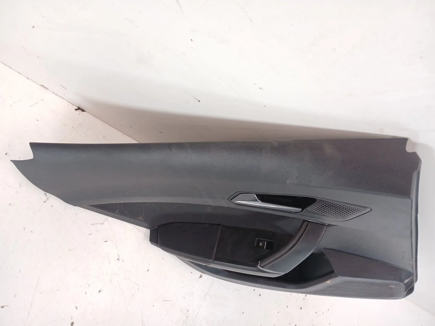 Guarnecido Puerta Trasera Izquierda para Cupra Formentor (Km7, Kmp)