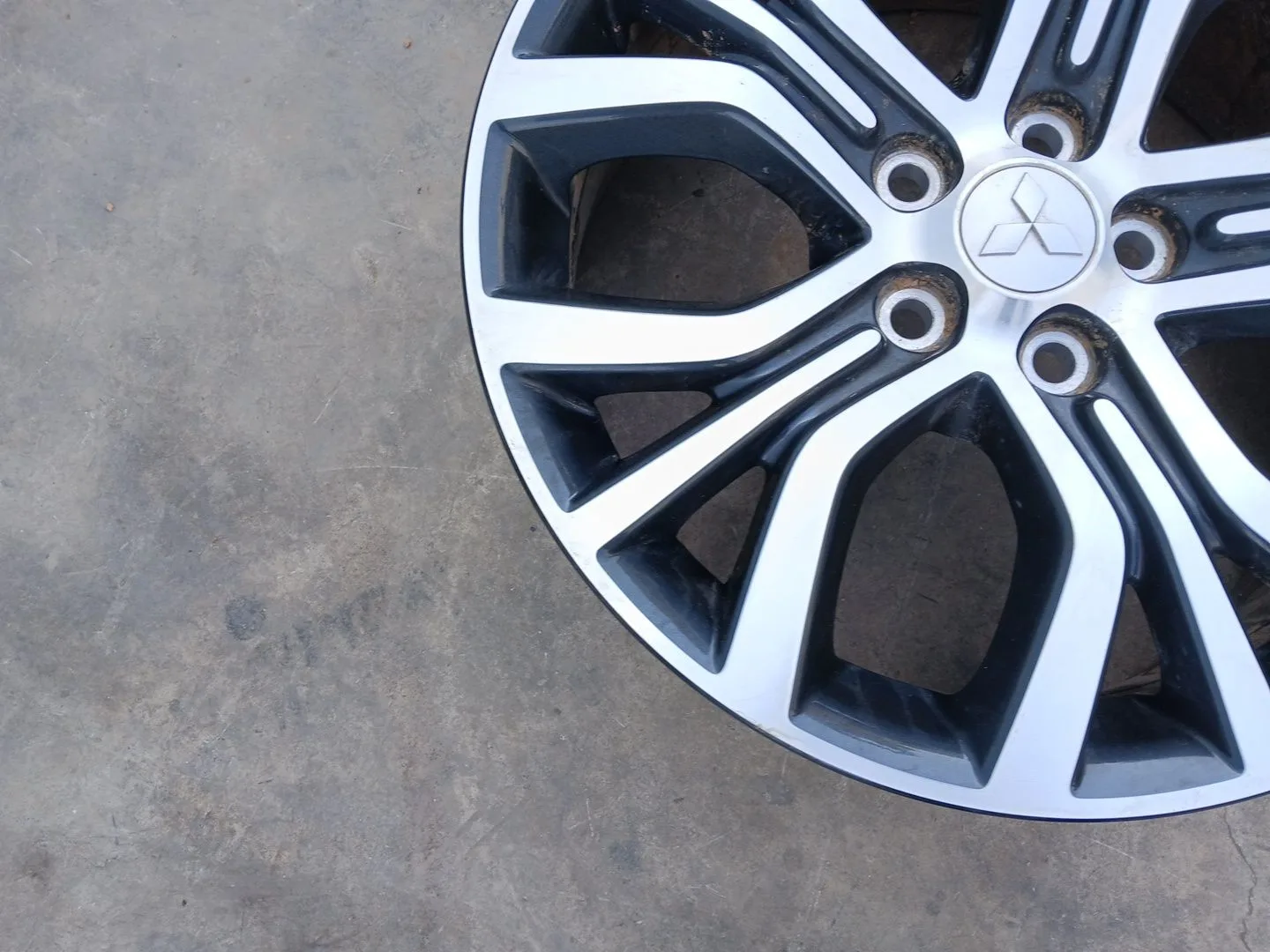 Llanta Delantera Derecha para Mitsubishi Asx (Ga_W_)