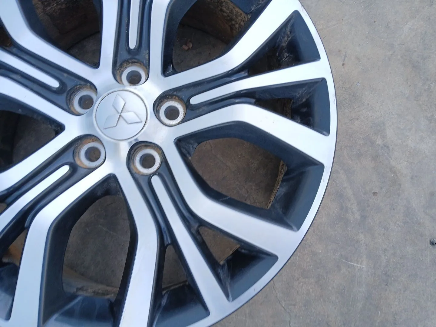 Llanta Delantera Derecha para Mitsubishi Asx (Ga_W_)