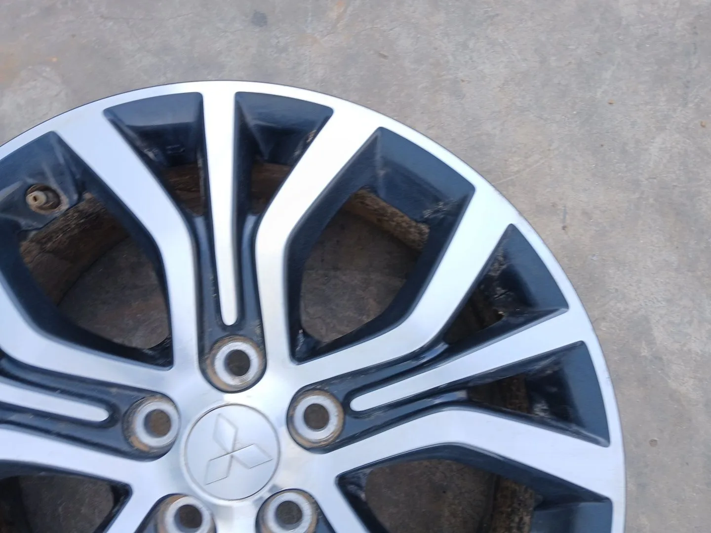 Llanta Delantera Derecha para Mitsubishi Asx (Ga_W_)