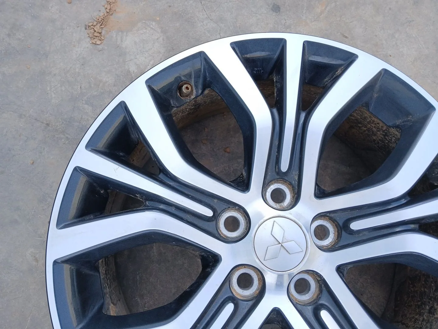 Llanta Delantera Derecha para Mitsubishi Asx (Ga_W_)