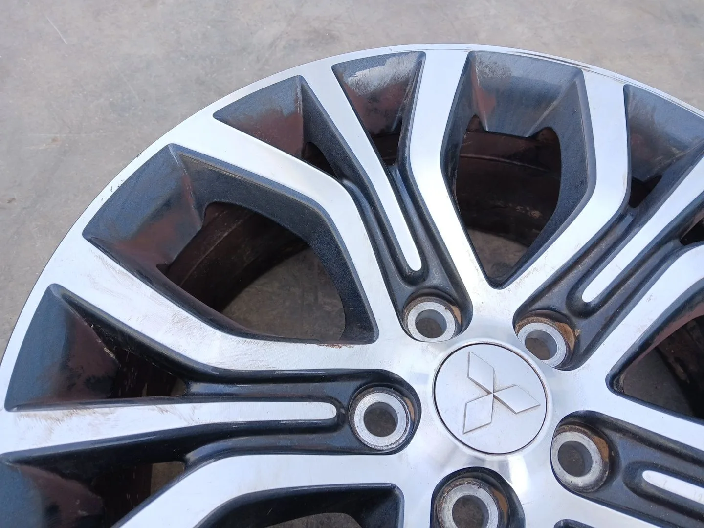 Llanta Trasera Derecha para Mitsubishi Asx (Ga_W_)