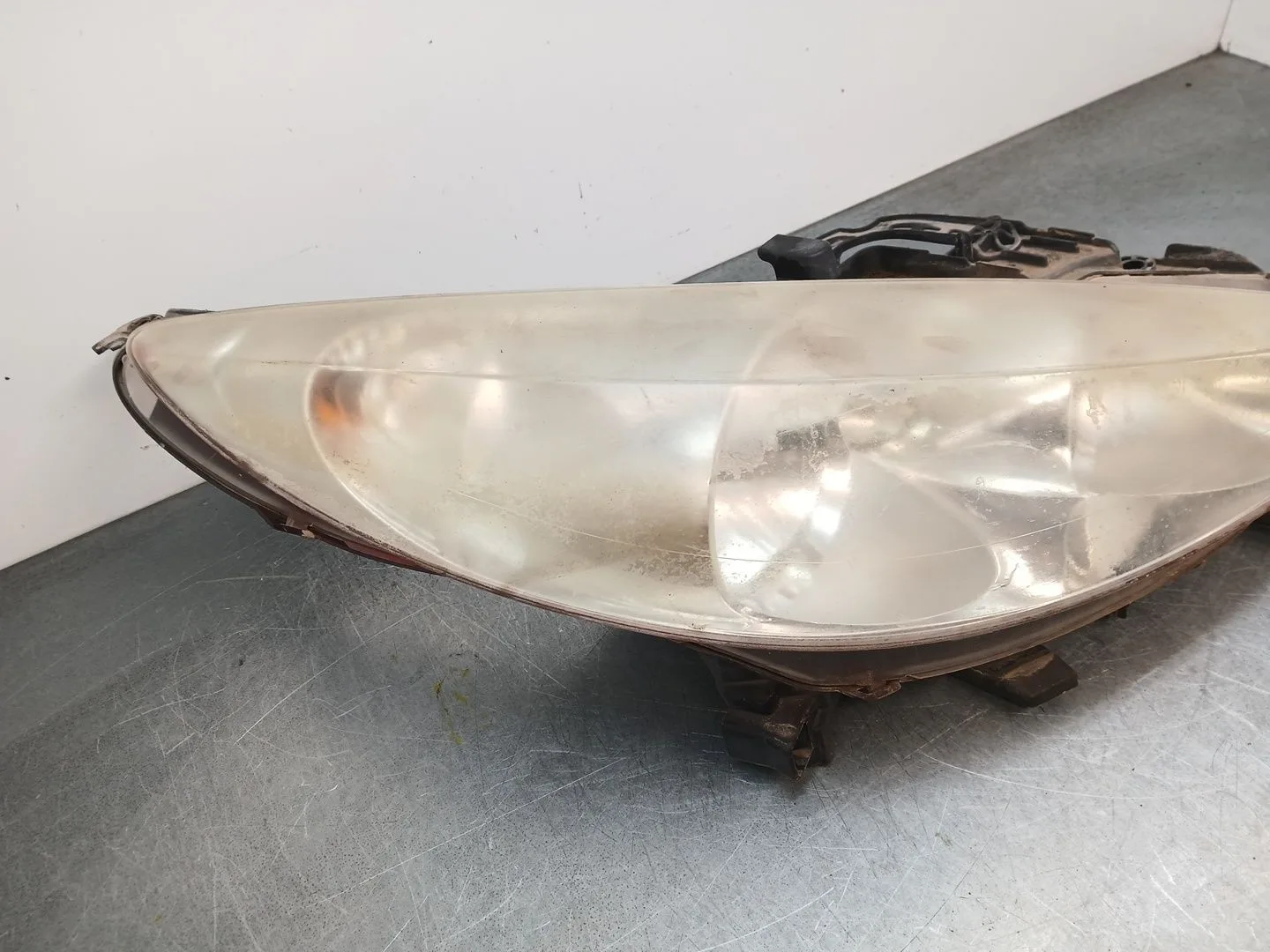 Faro Derecho para Peugeot 207/207+ (Wa_, Wc_)