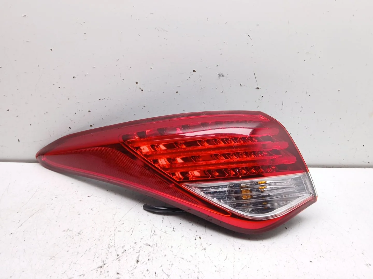 Piloto Trasero Izquierdo para Hyundai I40 I (Vf)