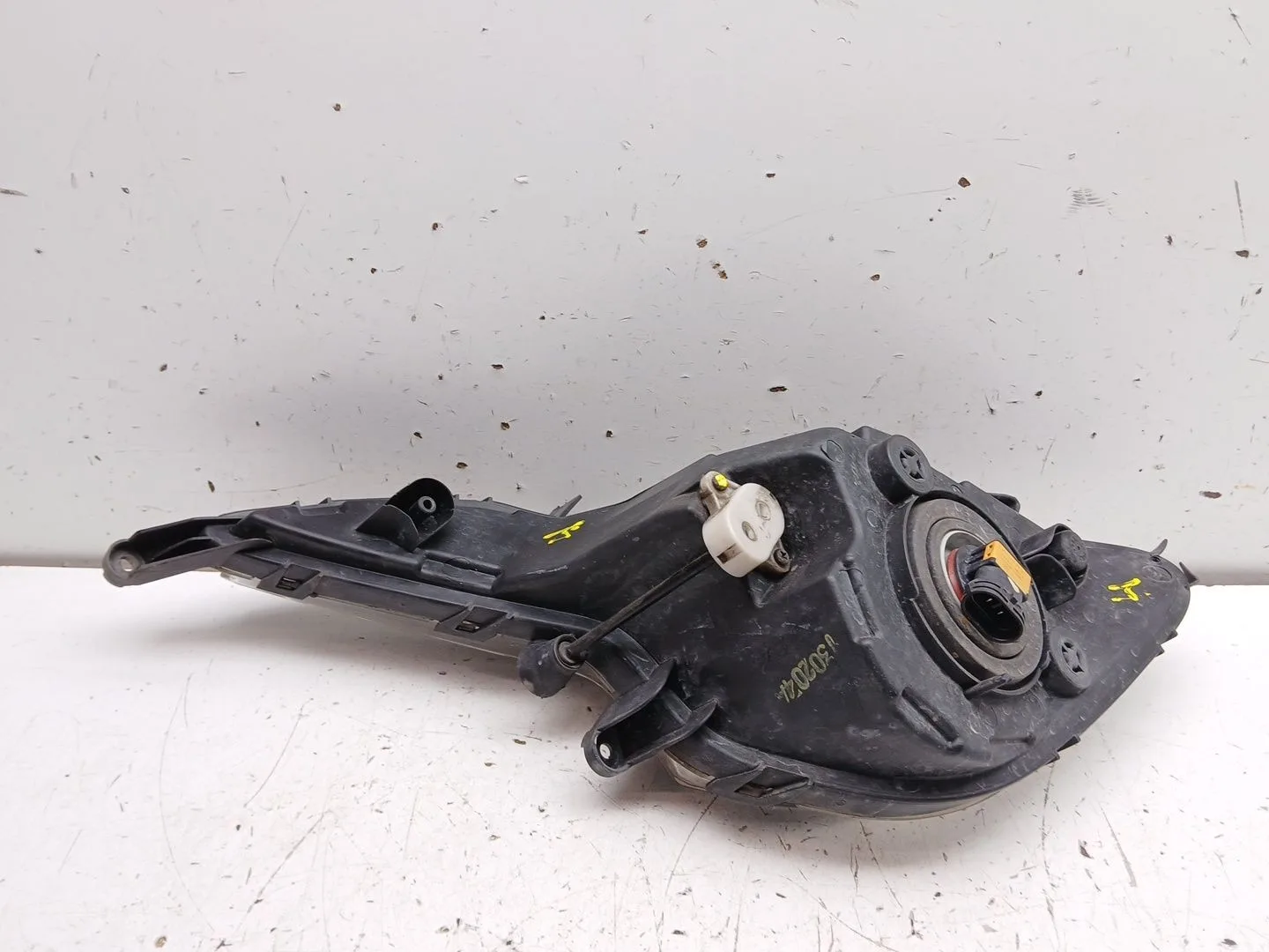 Faro Antiniebla Derecho para Hyundai I40 I (Vf)