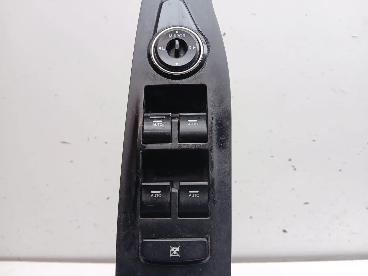 Mando Elevalunas Delantero Izquierdo para Hyundai I40 I (Vf)