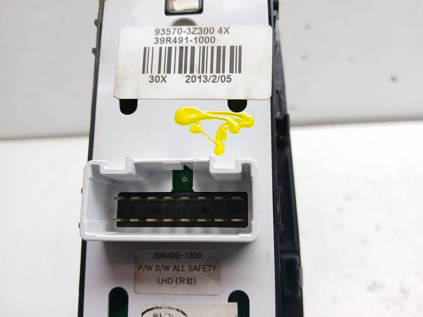 Mando Elevalunas Delantero Izquierdo para Hyundai I40 I (Vf)