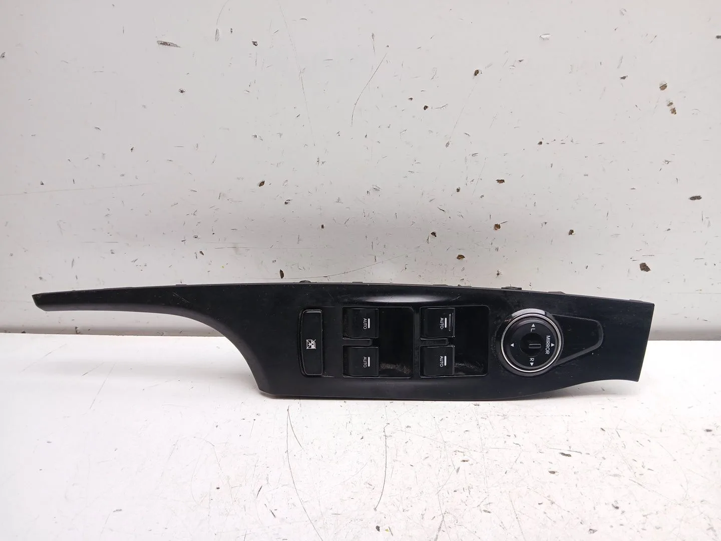 Mando Elevalunas Delantero Izquierdo para Hyundai I40 I (Vf)