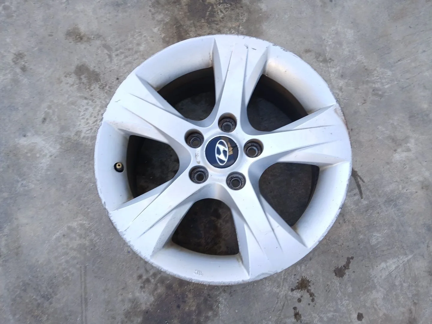 Llanta Delantera Izquierda para Hyundai I40 I (Vf)
