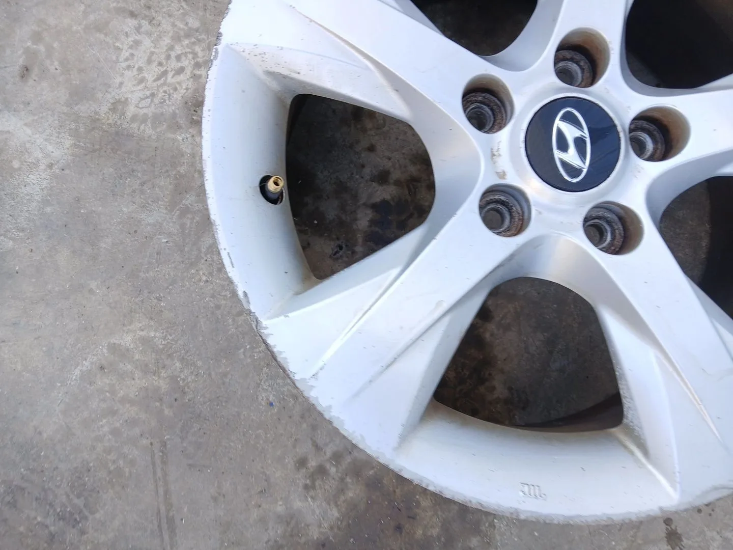 Llanta Delantera Izquierda para Hyundai I40 I (Vf)