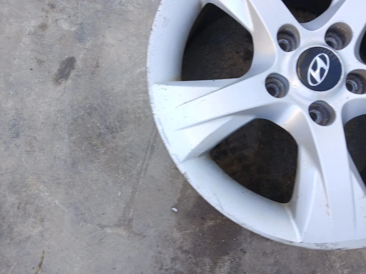 Llanta Trasera Izquierda para Hyundai I40 I (Vf)