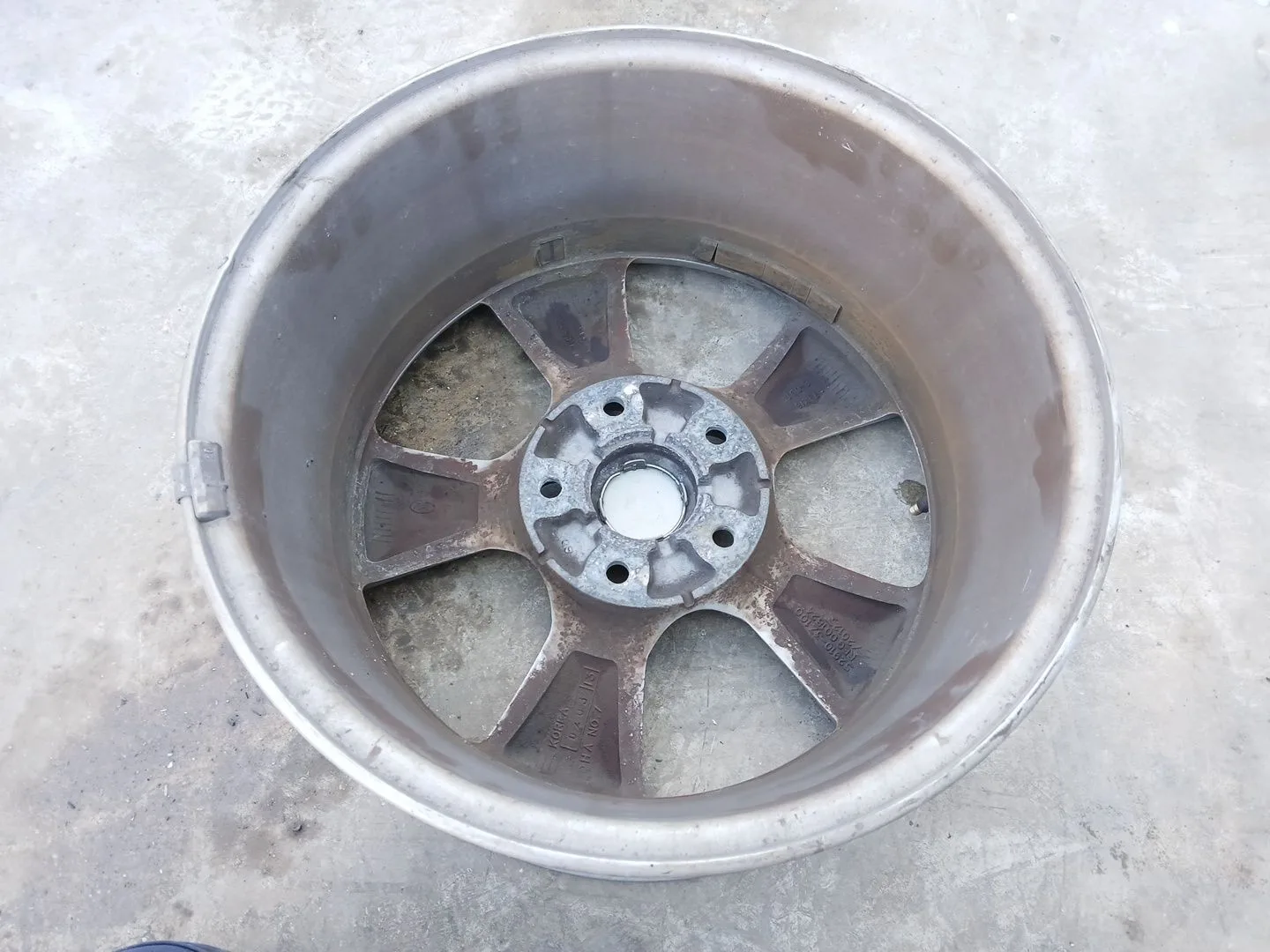 Llanta Trasera Izquierda para Hyundai I40 I (Vf)